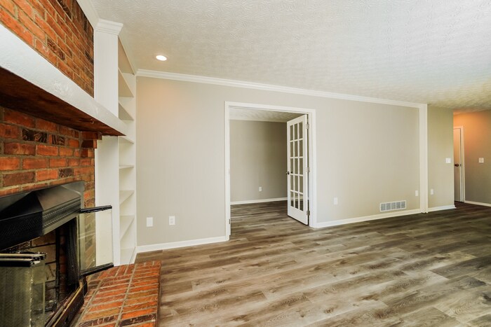 Building Photo - 9972 Granden St