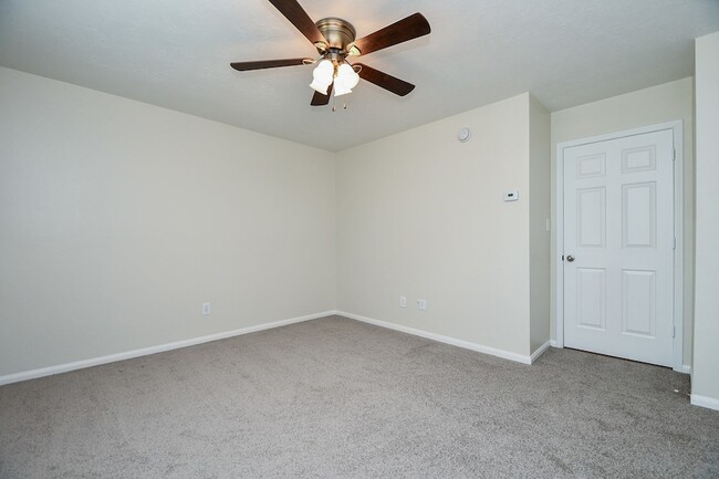 Building Photo - 1115 Eden Park Ln