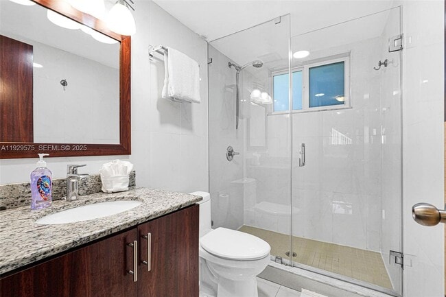 Building Photo - 1035 94th St