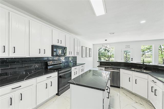 Building Photo - 3805 Overlook Ct