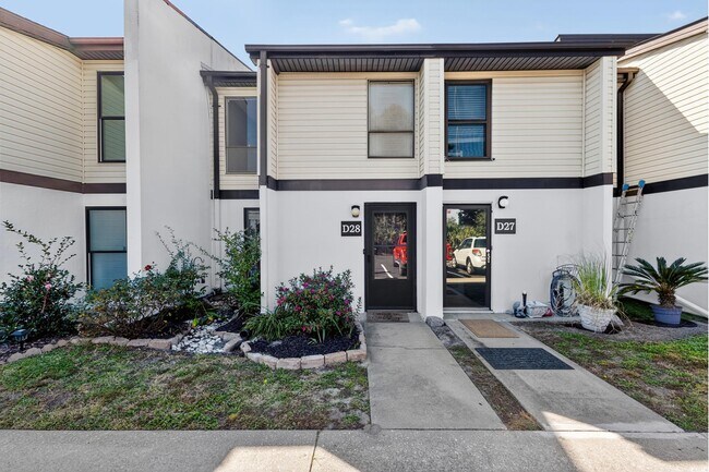 Building Photo - 1012 Possum Trot Rd