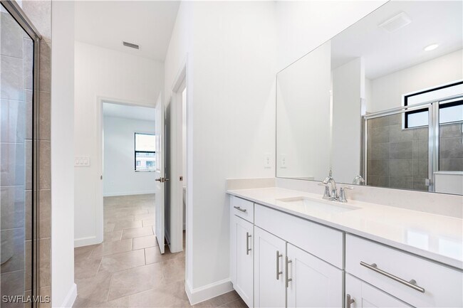 Building Photo - 19597 Hinkley Dr