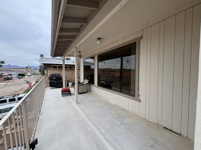 Building Photo - 3Br 3Ba House with Pool Across- RIVERFRONT with Balcony Observation Deck