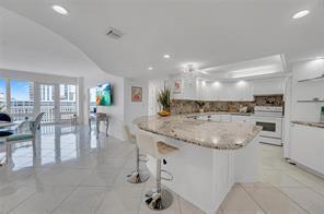 Building Photo - 4020 Galt Ocean Dr
