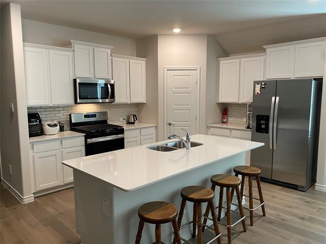 Building Photo - 9809 Autumn Leaves Ln