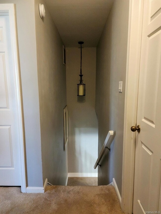 Building Photo - 104 Zugibe Ct