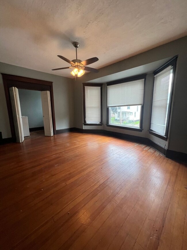 Building Photo - 1515/1515 1/2 Arlington Avenue