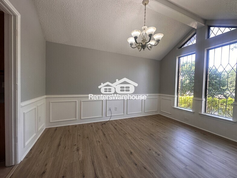 Building Photo - 616 Havencrest Dr