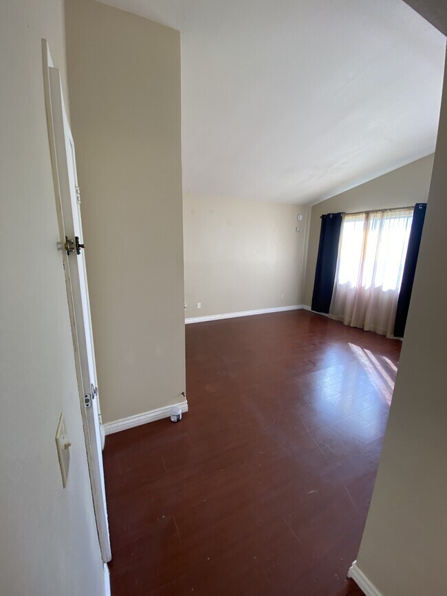 Building Photo - 16502 Mango Way