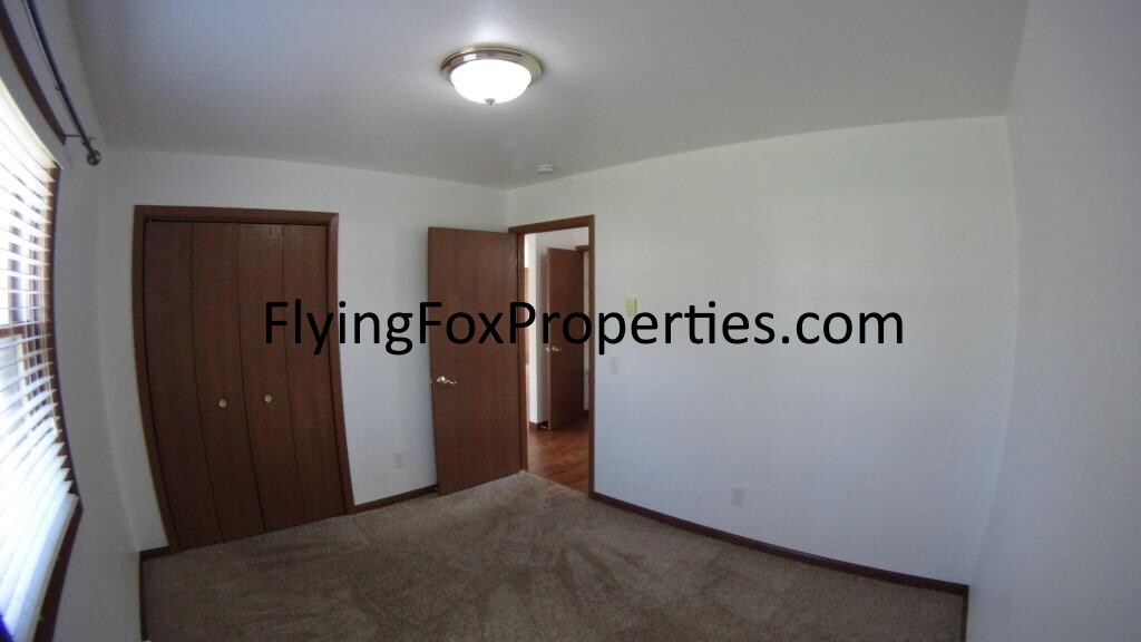 Building Photo - 231 Ash St