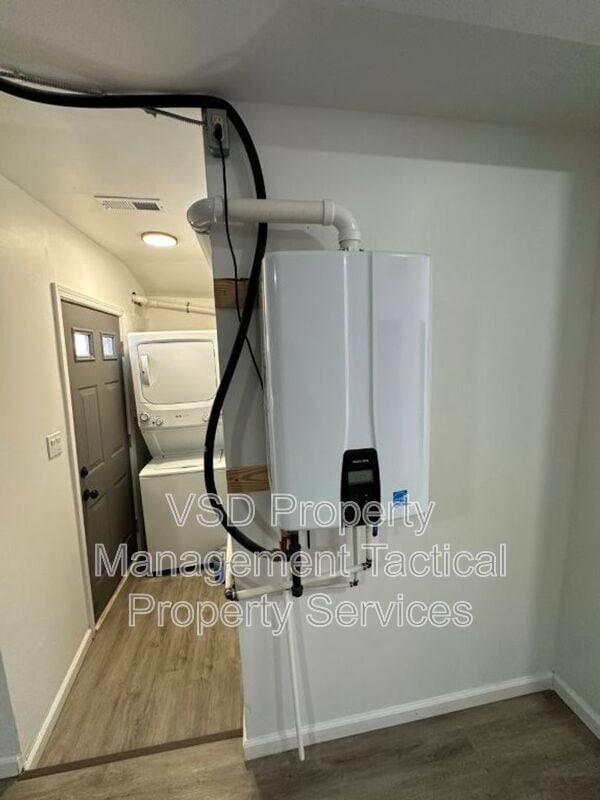 Building Photo - 130 Traymore Blvd