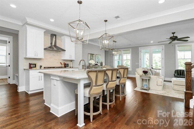 Building Photo - 136 Preston Rd