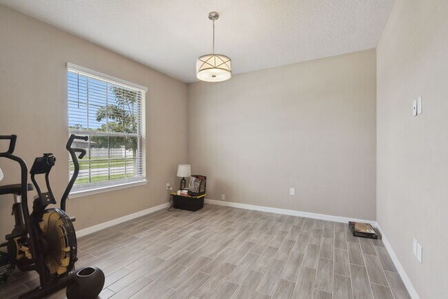 Building Photo - 5457 Animosh Ct