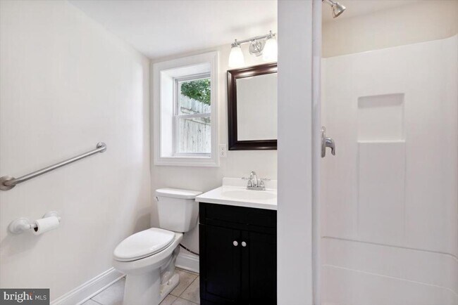 Building Photo - 220 S Matlack St