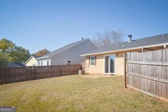 Building Photo - 130 Crystal Brook