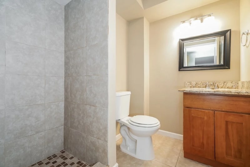 Building Photo - 23048-23016 16th Ave S