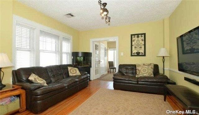 Building Photo - 31 Highland Ct