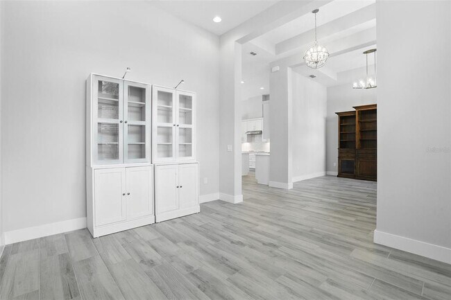 Building Photo - 25463 Hawks Run Ln
