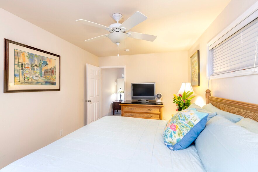 Building Photo - 77-6493 Kali Iki St