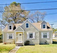 Building Photo - 3841 Chatham Cir