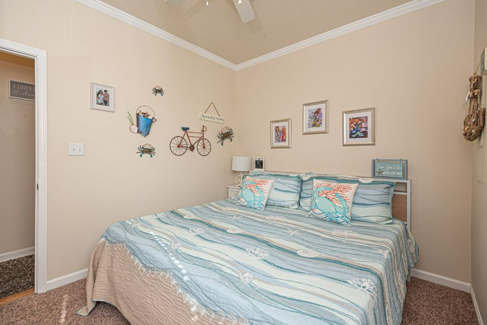 Building Photo - 29 Burr Hill Dr