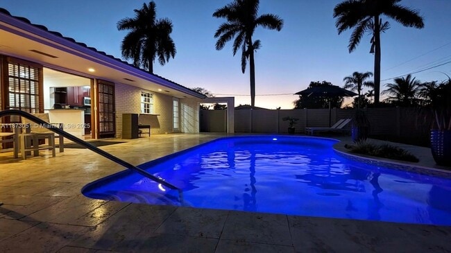 Building Photo - 4027 Pierce St