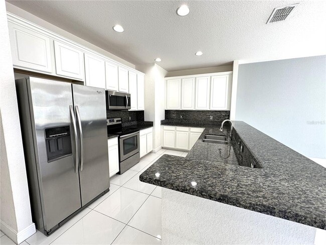 Building Photo - 8474 Kelsall Dr