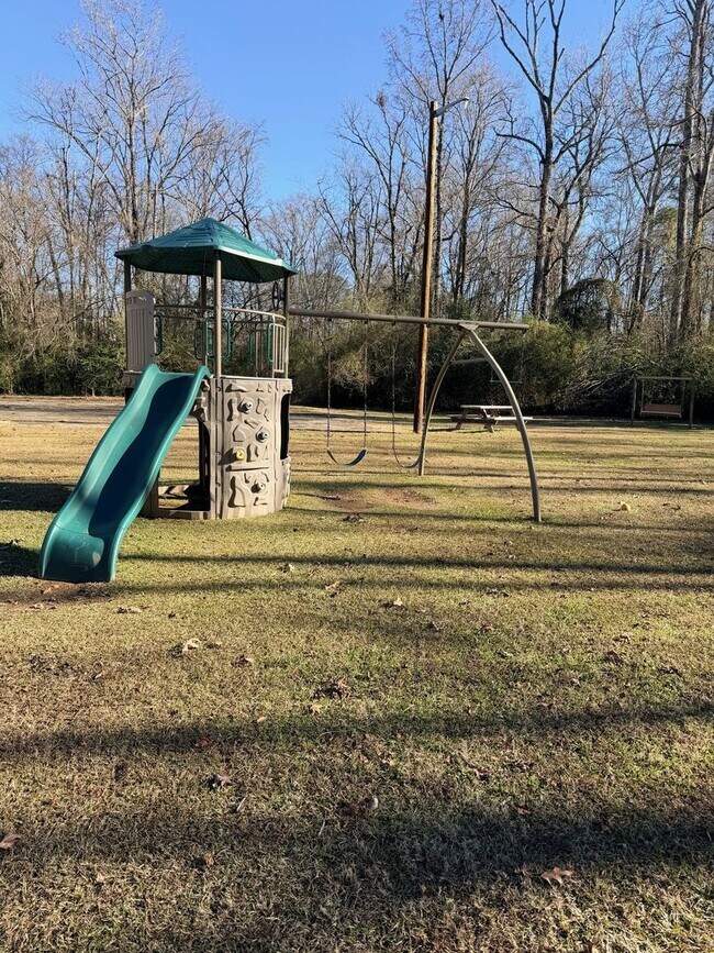 Building Photo - 103 Chestnut Ridge