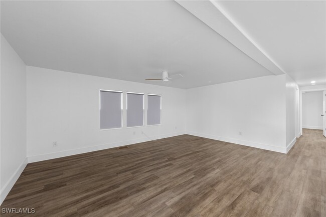 Building Photo - 4685 Kahlua Ln