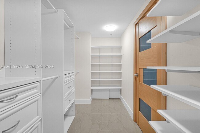 Building Photo - 3001 S Ocean Dr