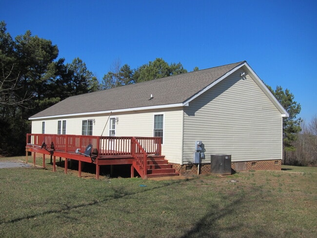 Building Photo - 593 Seay Way, Victoria VA