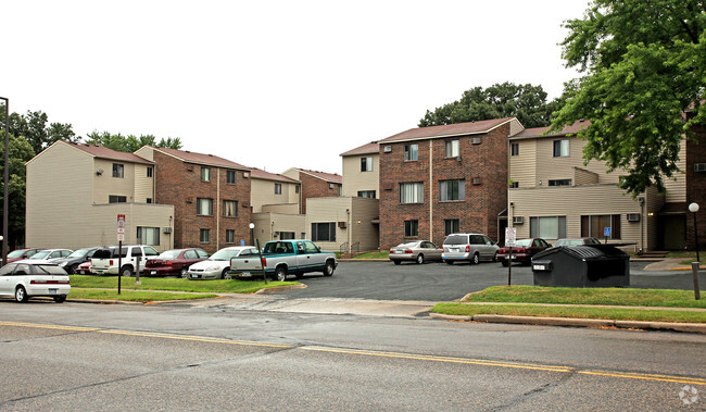 Building Photo - Sherman Forbes Apartments