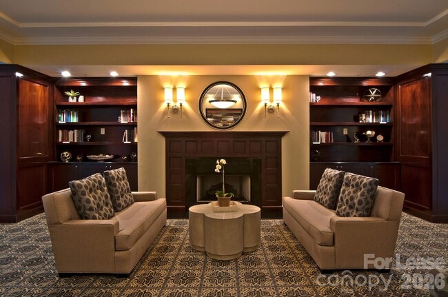 Building Photo - 300 W 5th St