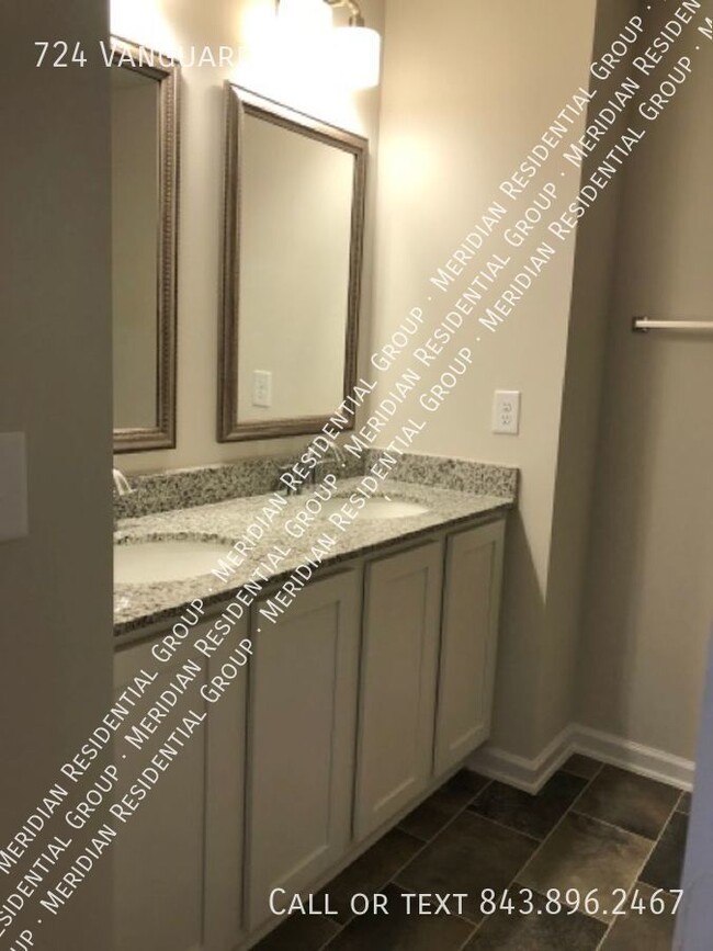 Building Photo - 4 Bd 2.5 Ba Home Located in Cannon Springs!