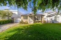 Building Photo - 1732 S Carmelina Ave