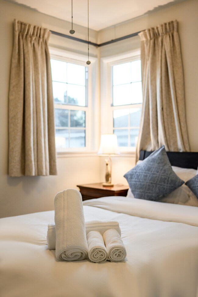 Building Photo - 1751 Belmont Ave