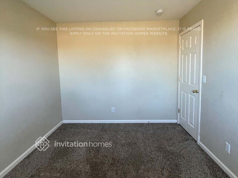 Building Photo - 4456 Aubergine Way