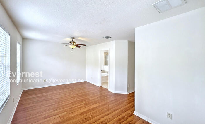 Building Photo - 10545 Shady Falls Ct