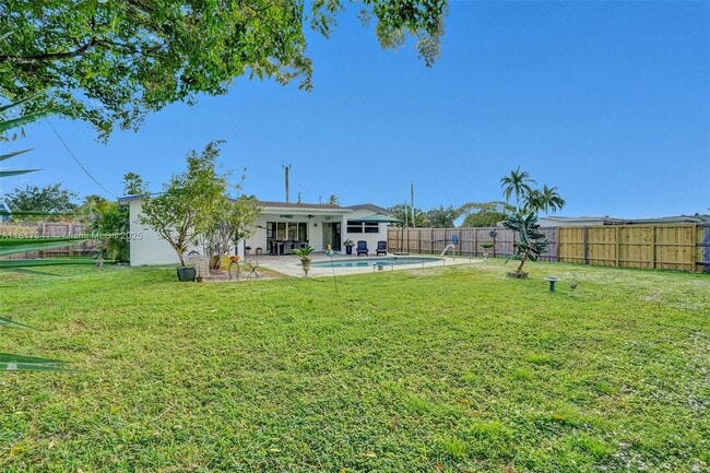 Building Photo - 4519 W Park Rd