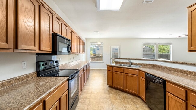 Building Photo - 714 Celosia
