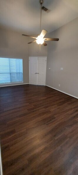 Specialty Touches in the Primary BR - 2734 Indian Trail Dr