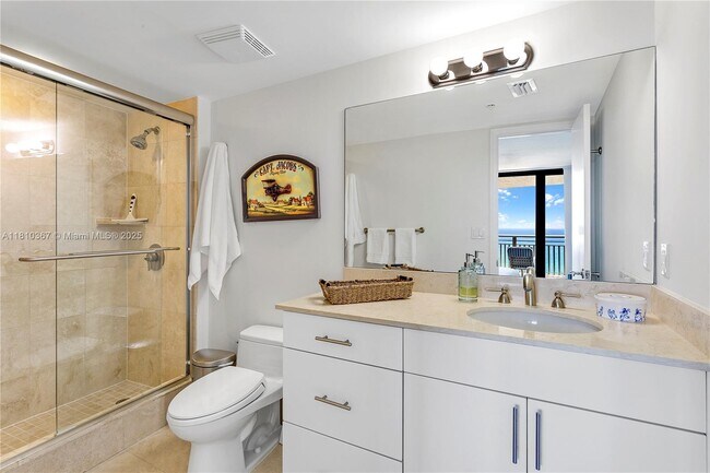 Building Photo - 3000 N Ocean Dr