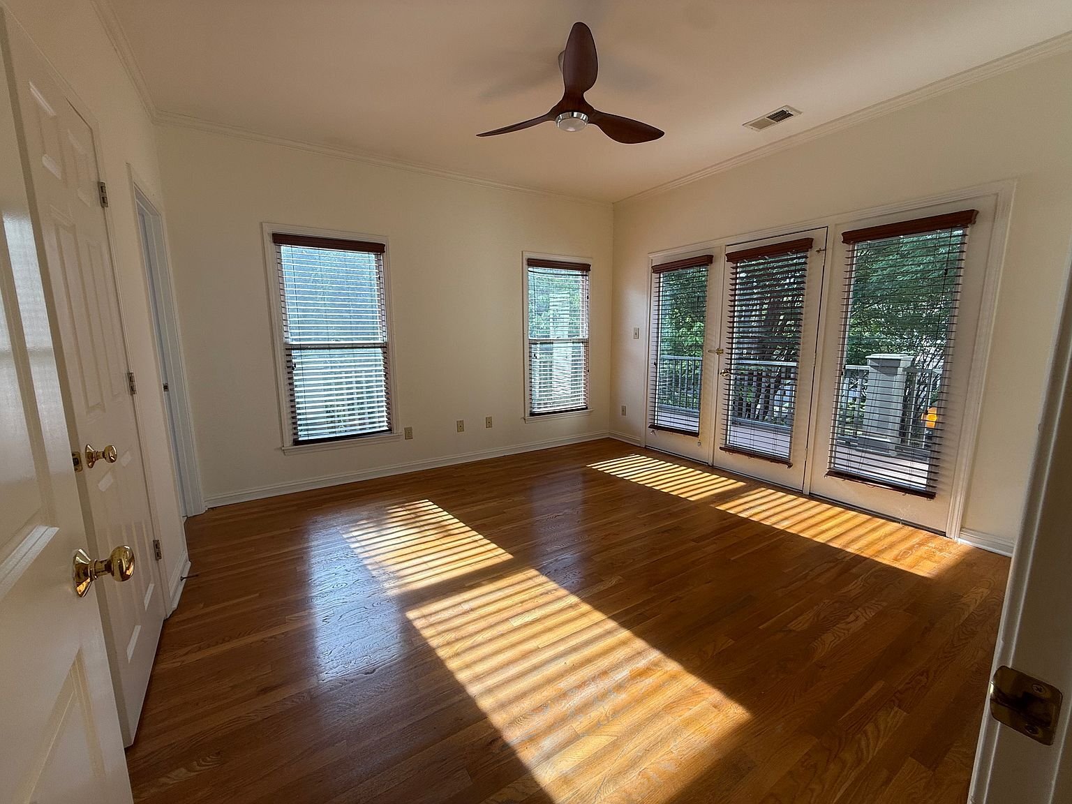 Building Photo - 83 Asphodel Dr