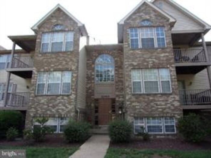Primary Photo - 2040 Alice Ave