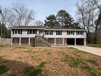 Building Photo - 117 Alma Dr