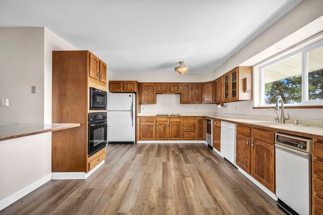 Building Photo - 30 El Caballo Trail