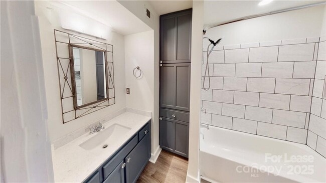 Building Photo - 2062 Atherton Heights Ln