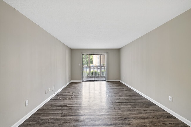 Building Photo - Rocky Creek Apartments