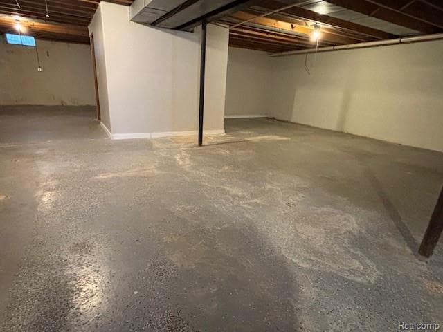 Building Photo - 90 Granada Dr