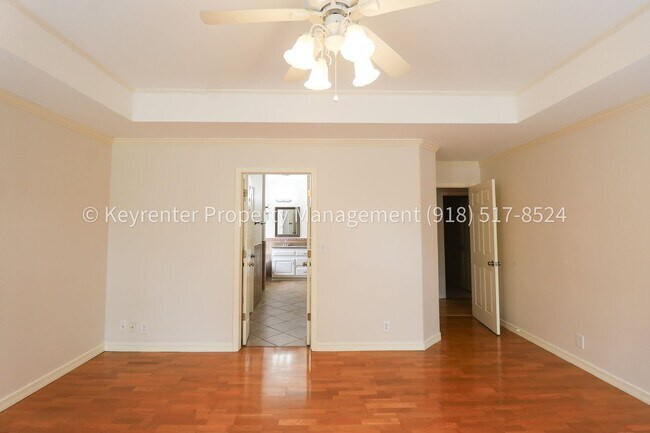 Building Photo - 4 Bed | 2 Bath in Broken Arrow!